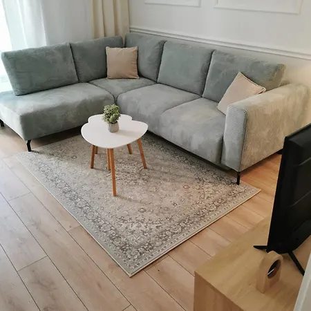 Lux Lariva
