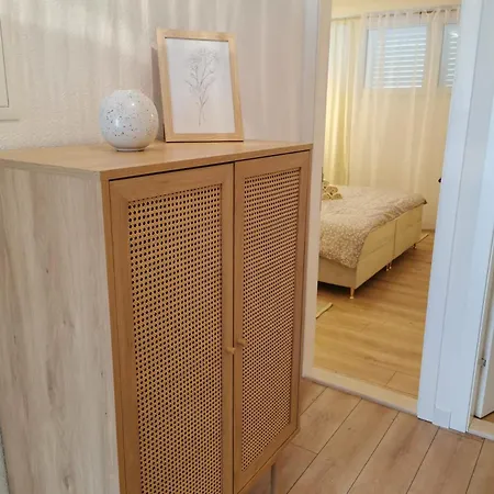 Lux Lariva